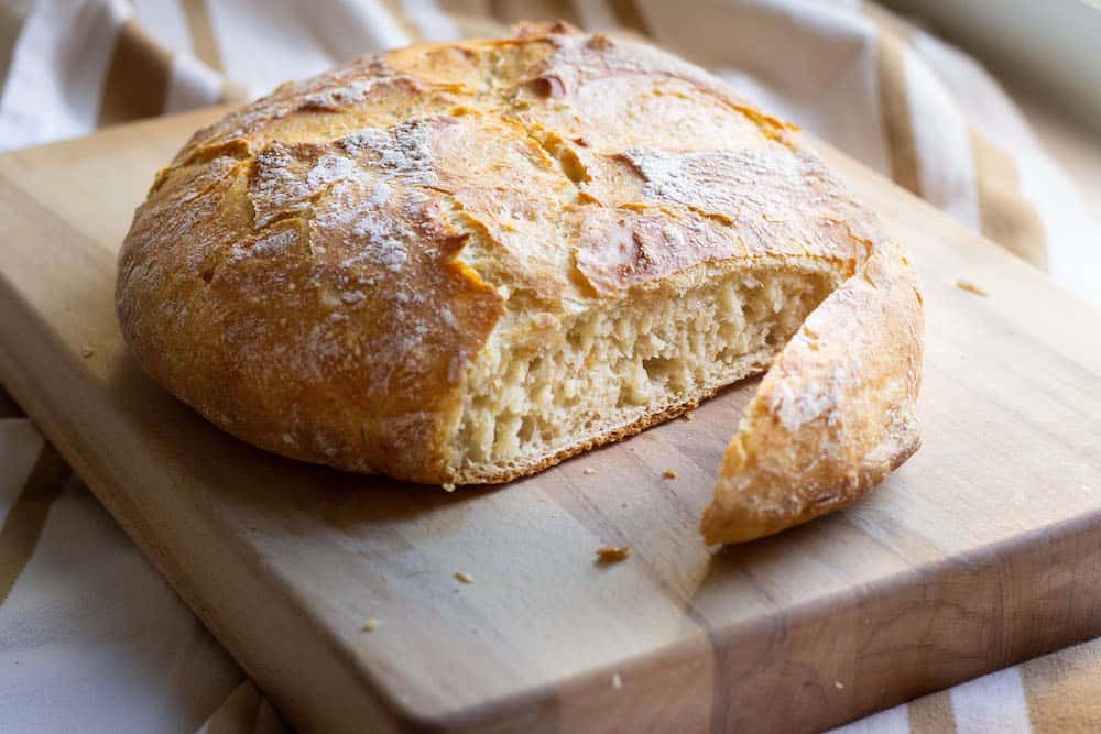 no-knead-dutch-oven-bread-recipe-4